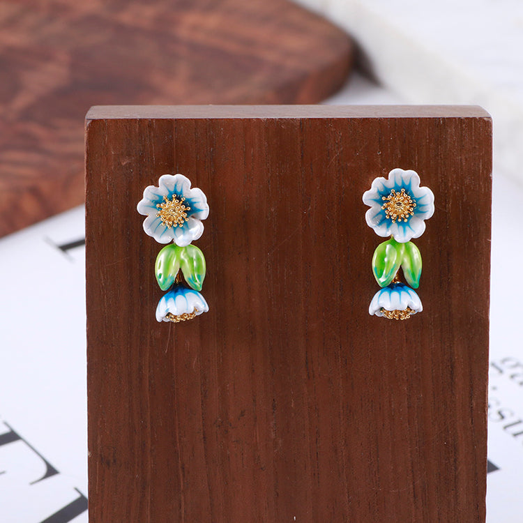 Retro Design Flower Earrings