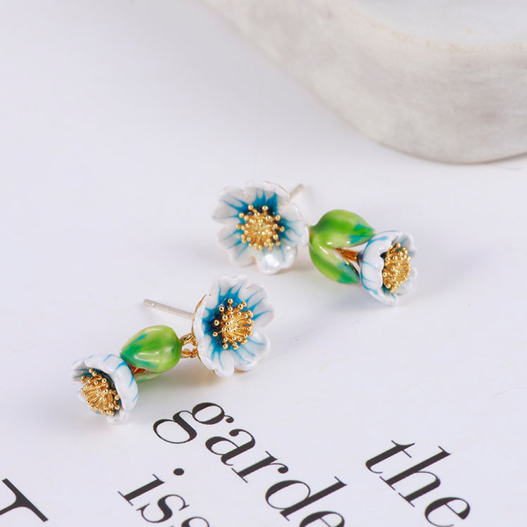 Retro Design Flower Earrings