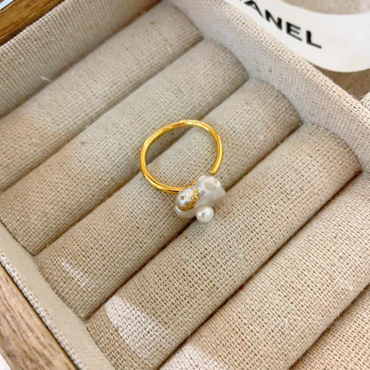 Natural Baroque Pearl Ring