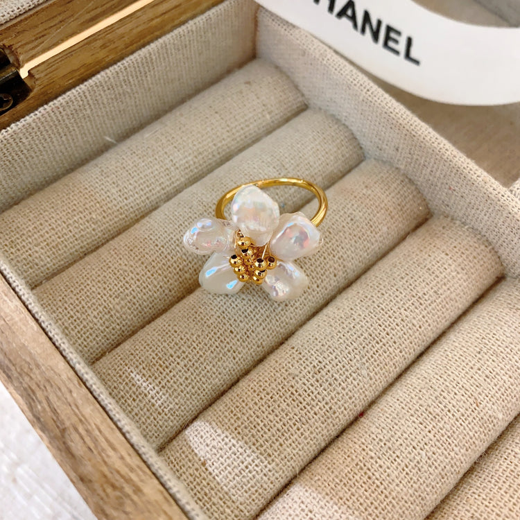 Natural Baroque Pearl Ring
