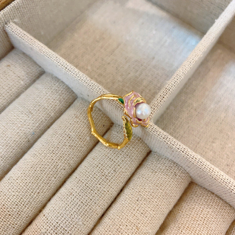 Natural Baroque Pearl Ring