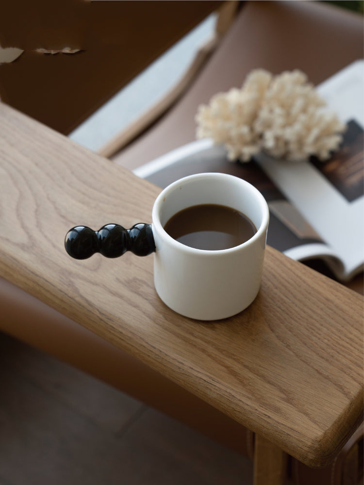 Straight Bead Coffee Cup